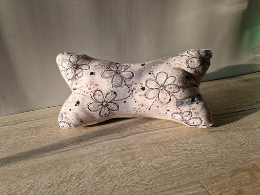 Leseknochen - Lesekissen - Nackenkissen - Buchstütze - Blümchen/ Leo